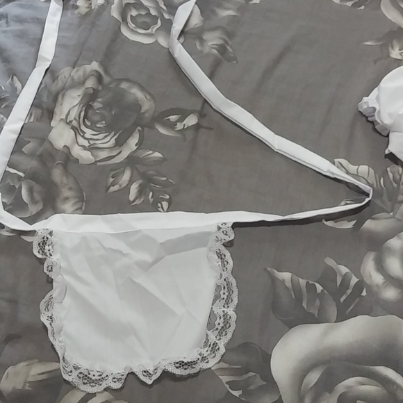 Maids costumes - Picture 5 of 6